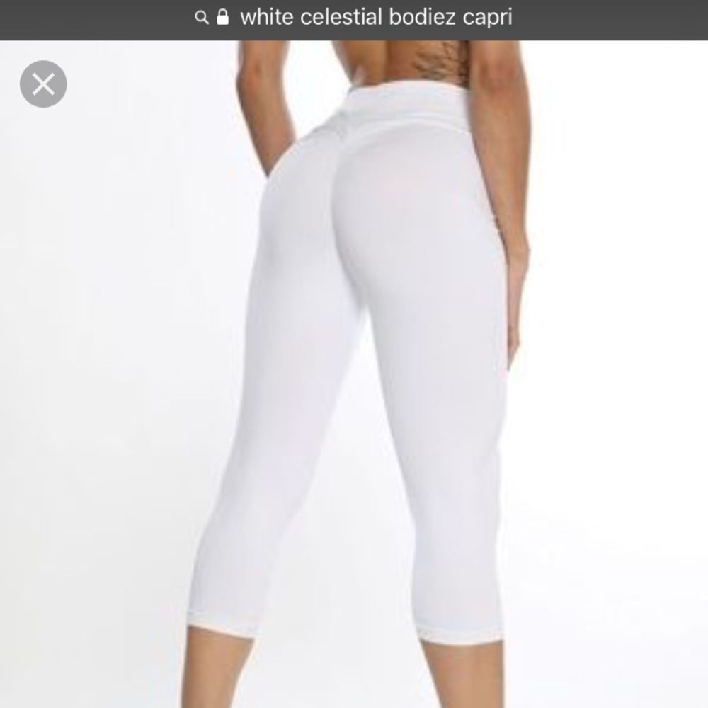 ❌❌SOLD❌❌Celestial Bodiez Capri